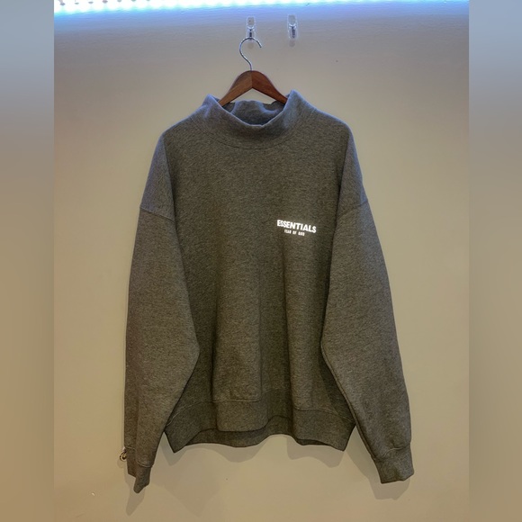 Essentials mock neck sweater - Picture 1 of 6